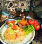 Cara Gampang Menyiapkan Timman Ahmar (Iraqi Tomato Rice) dengan Indian Chicken Curry, Lezat