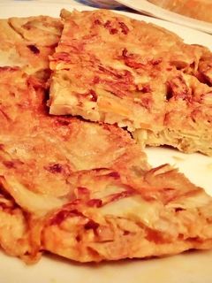 Una foto de Tortilla de alcachofas con zanahoria
