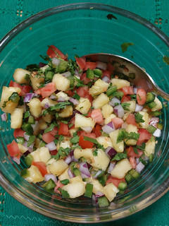 Una foto de Pico de gallo con piña