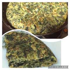Una foto de Tortilla de espinacas con cebolla caramelizada