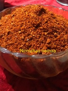 कोल्हापुरी कांदा लहसुन मसाला (kolhapuri kanda lehsun masala recipe in Hindi) रेसिपी मुख्य फोटो