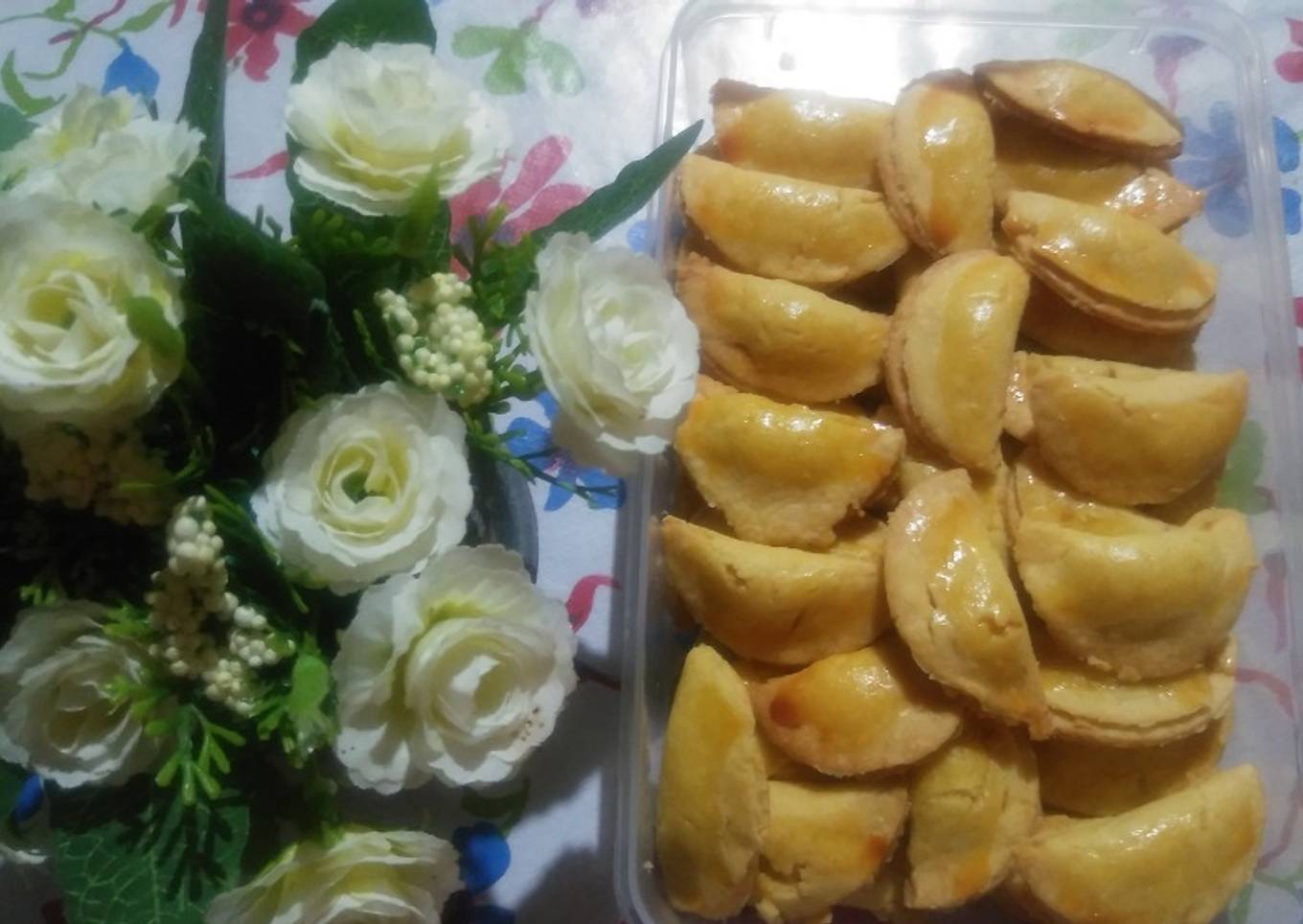 Halvmåne ananas nastar
