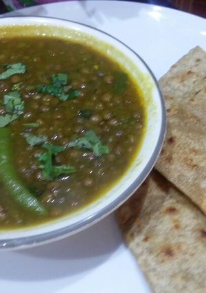 A picture of Daal masoor with ghee wali roti#desimeal.