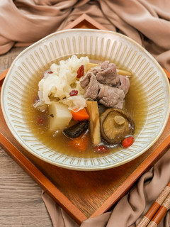 【老菜脯銀耳牛肉湯】大暑節氣燉湯,滋補強身促代謝 的食譜成品照片