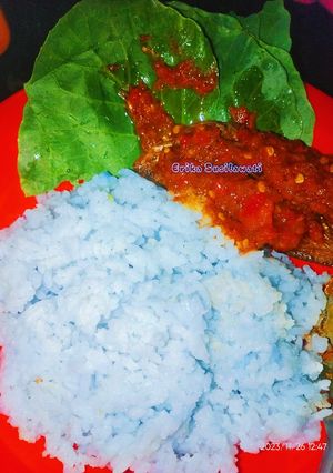 Foto resep Nasi uduk bunga Telang mejikom