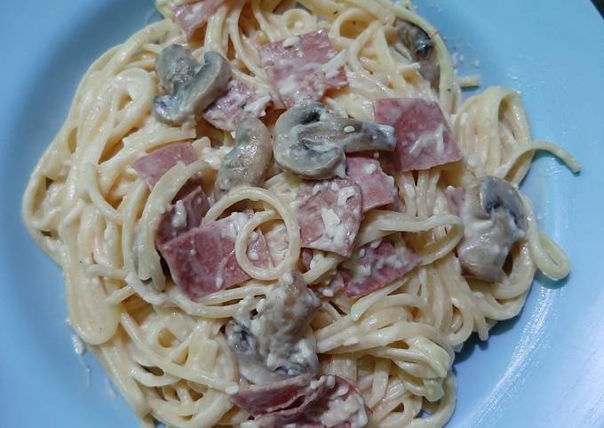 Fettuchini carbonara