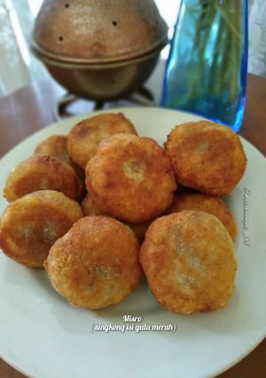 Foto resep Misro (Singkong isi gula merah)