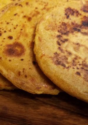 A picture of Gujrati Masala Bhakri.