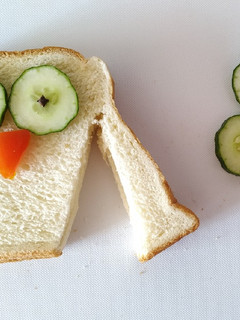 झटपट सैंडविच (jhatpat sandwich recipe in Hindi) रेसिपी मुख्य फोटो