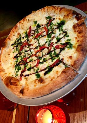 A picture of Pizza.