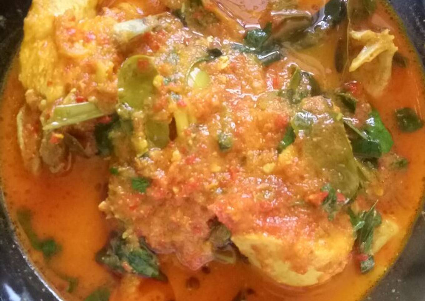 Ayam karo basil