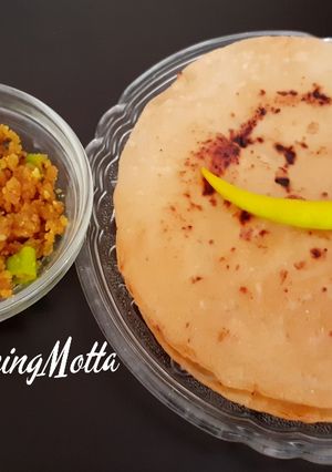 A picture of Besan-Chilli with Fried Rotis.