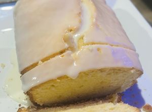 Una foto de Budín de limón 🍋
