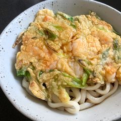 A picture of Pan-fried ‘Kakiage’ Udon.