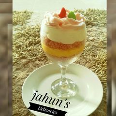 A picture of Trifle.