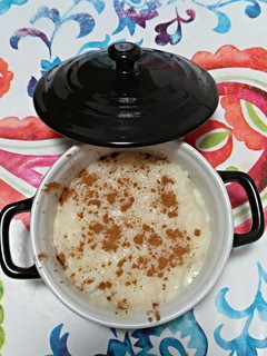Una foto de Arroz con leche en olla Multicook
