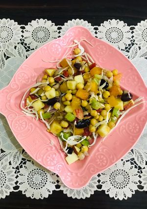 A picture of Diet beans salad 🥗.