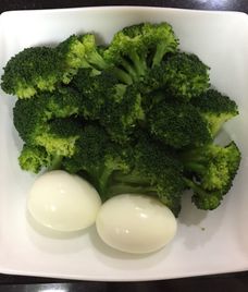 bông cải xanh luộc