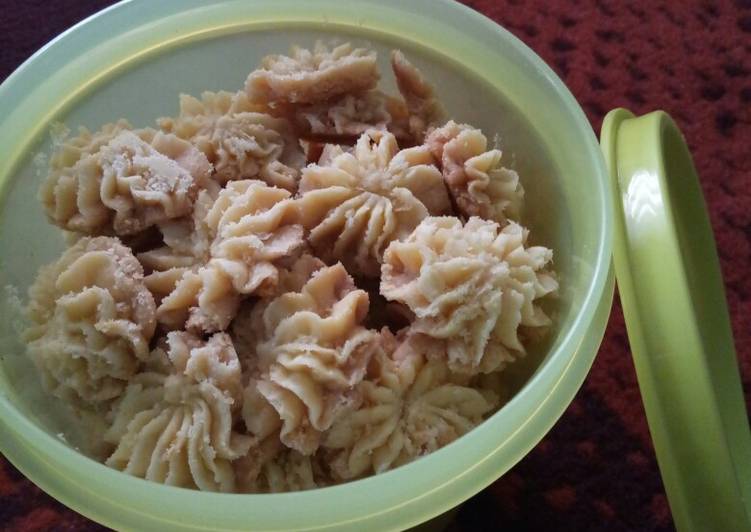 Langkah Mudah untuk Menyiapkan 28. Kue Semprit #BikinRamadanBerkesan yang Enak