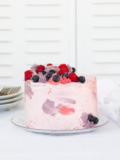 Una foto de Tarta de limón y frambuesas