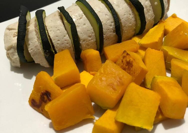 Resep Ayam kukus zuccini + butternut pumpkin 🎃 (eat clean) yang Enak