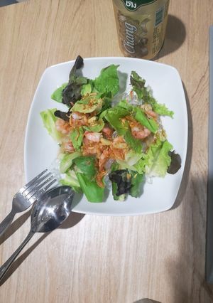 รูปของ ยำแซบกุ้งสาหร่ายกรุบกรอบ