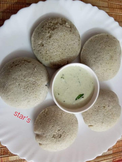 கம்பு இட்லி செய்முறை முக்கிய புகைப்படம்