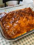 Carottes façon baklava à la feta, jambon, raisins et amandes