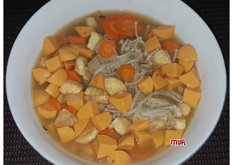 Bagaimana Menyiapkan Sop Tofu Enoki Anti Gagal
