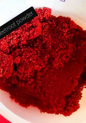 A picture of Beetroot powder.