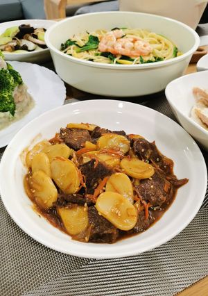 韓式牛肉炒年糕（宮廷版） 的食譜成品照片