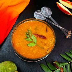 A picture of Mamidikaya Pappu or Mango Dal.