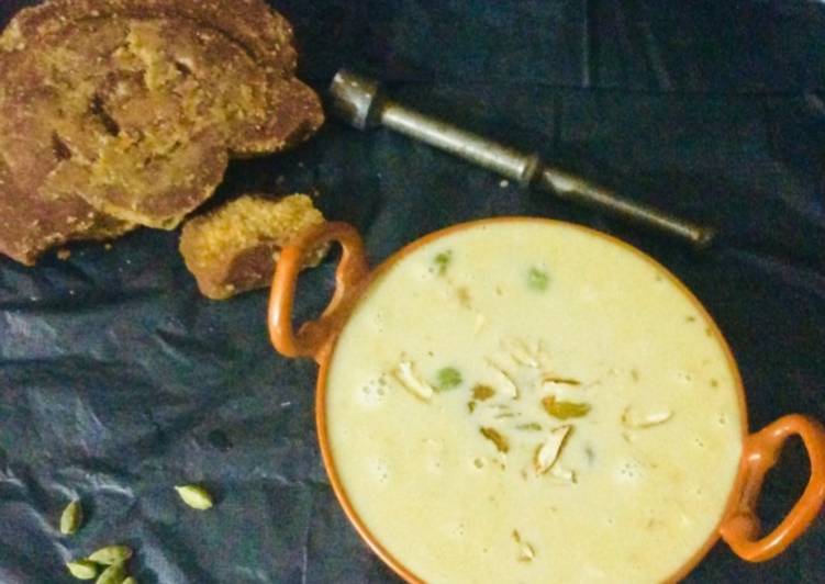 Recipe of Award-winning Patali gur ki Kheer or also known as Khajur ke gur ki Kheer