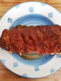 Una foto de Costillas de Cerdo asadas con Piña en almíbar, Brandy y Soja