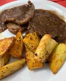 Escalopes a la Marsala con papas rústicas