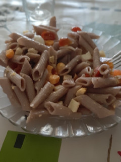 Una foto de Ensalada de pasta 4 estaciones, con macarrones de trigo sarraceno