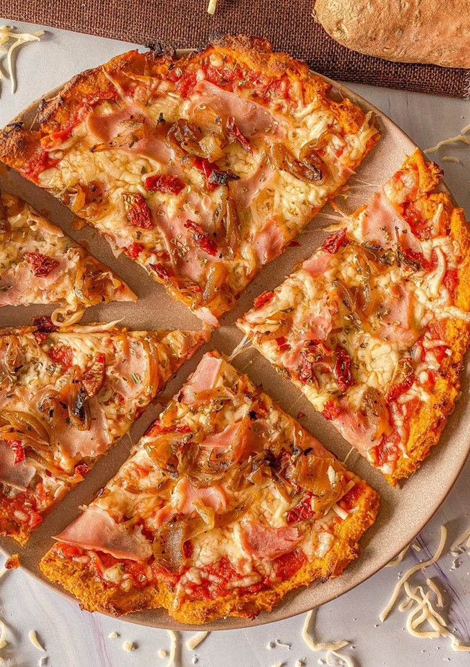 Una foto de Pizza con base de boniato