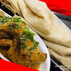 A picture of Whosayna’s Roomali Roti.