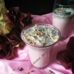A picture of Rooh afza Milkshake.