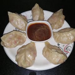 A picture of Veg Momos.