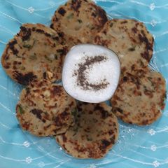 A picture of Jawar masala bhakri.
