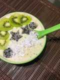 Smoothie Bowl de Kiwi y Plátano