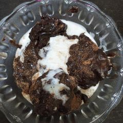 Dark chocolate nuts ice cream A picture of Dark chocolate nuts ice cream.