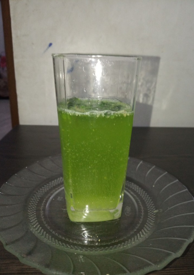 புதினா  இஞ்சி  லெமன் மாக்டெயில் செய்முறை முக்கிய புகைப்படம்
