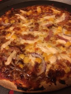 Una foto de Pizza barbacoa