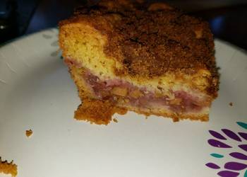 How to Cook Appetizing Strawberry Rhubarb Coffee Cake