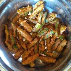 A picture of Tindora Crispy fry / Ivygourd Fritters.