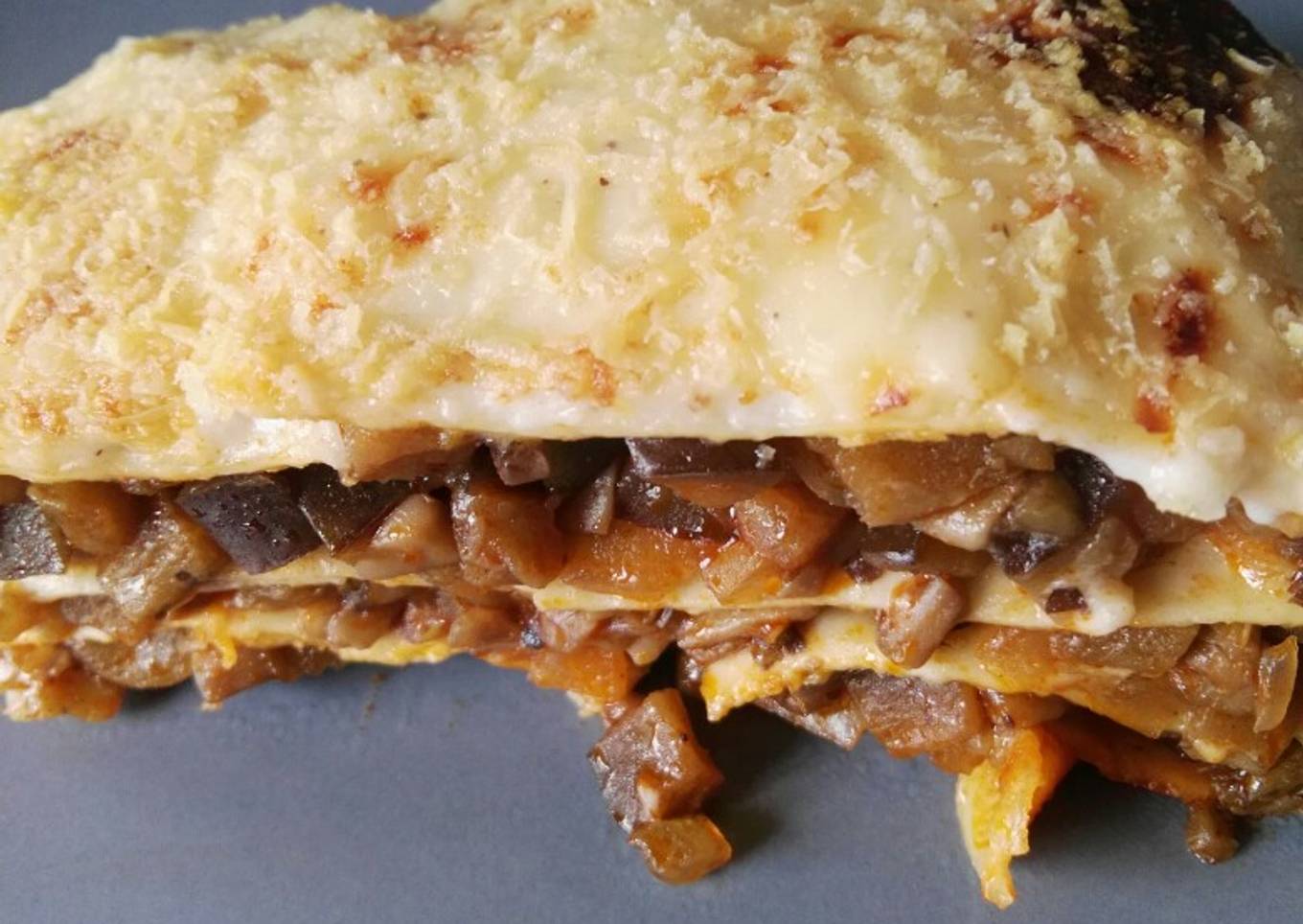 Lasaña de berenjena y champiñones