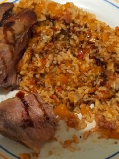 Una foto de Roast beef con salsa agridulce y arroz integral