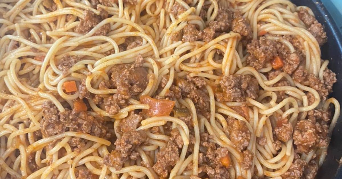 Espaguetis con carne molida Receta de Laura McCullough Cookpad